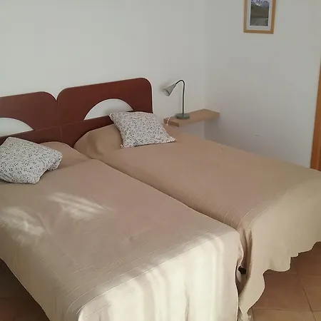 Sound Of Silence Apartment *